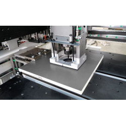 Centro de Furação Automático KDT KD-612 NHZ